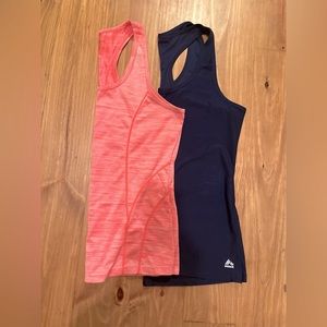Rebook (2) tank top gym yoga size M